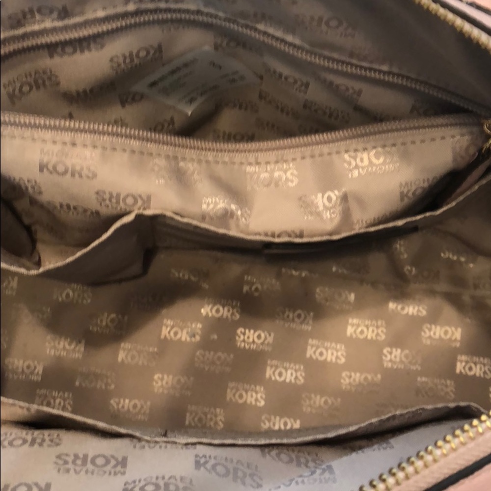 Michael kors bag - Picture 4 of 7